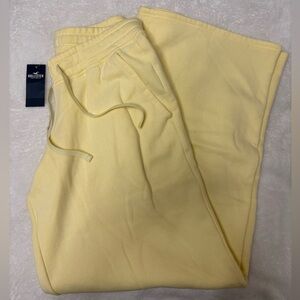 Hollister wide leg baggy sweatpants